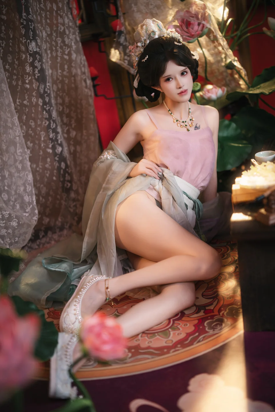 鹿八岁baby_No_107_粽你枕相思_130P,79GIF,1V_1_95GB tg@simisebaisi 【丝足阁】020.webp